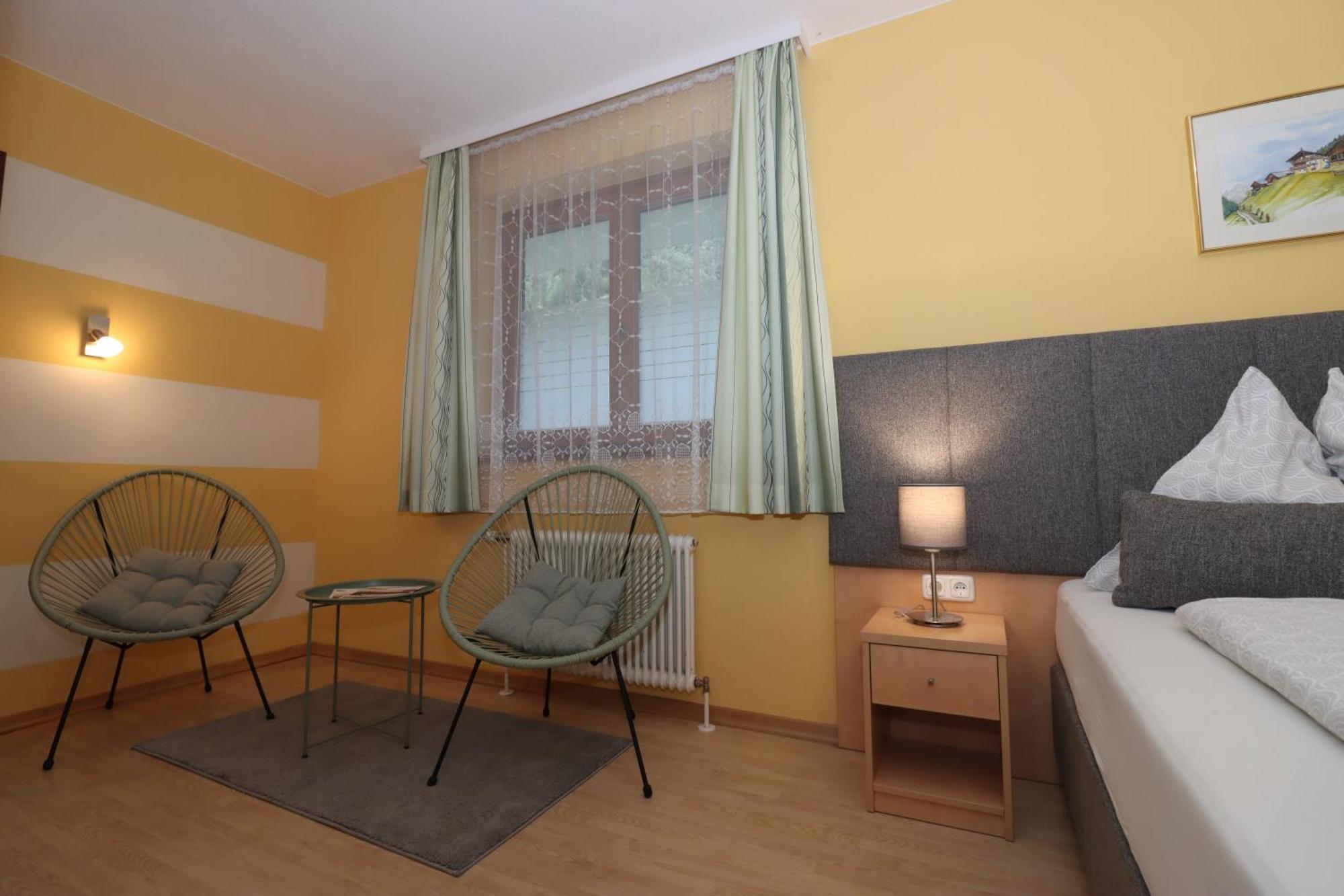Appartement Dallavia Unterleibnig Zimmer foto